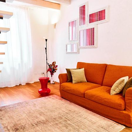 Riverside Loft Navigli - Spacious Two-Bedroom Apartment Milano Ngoại thất bức ảnh