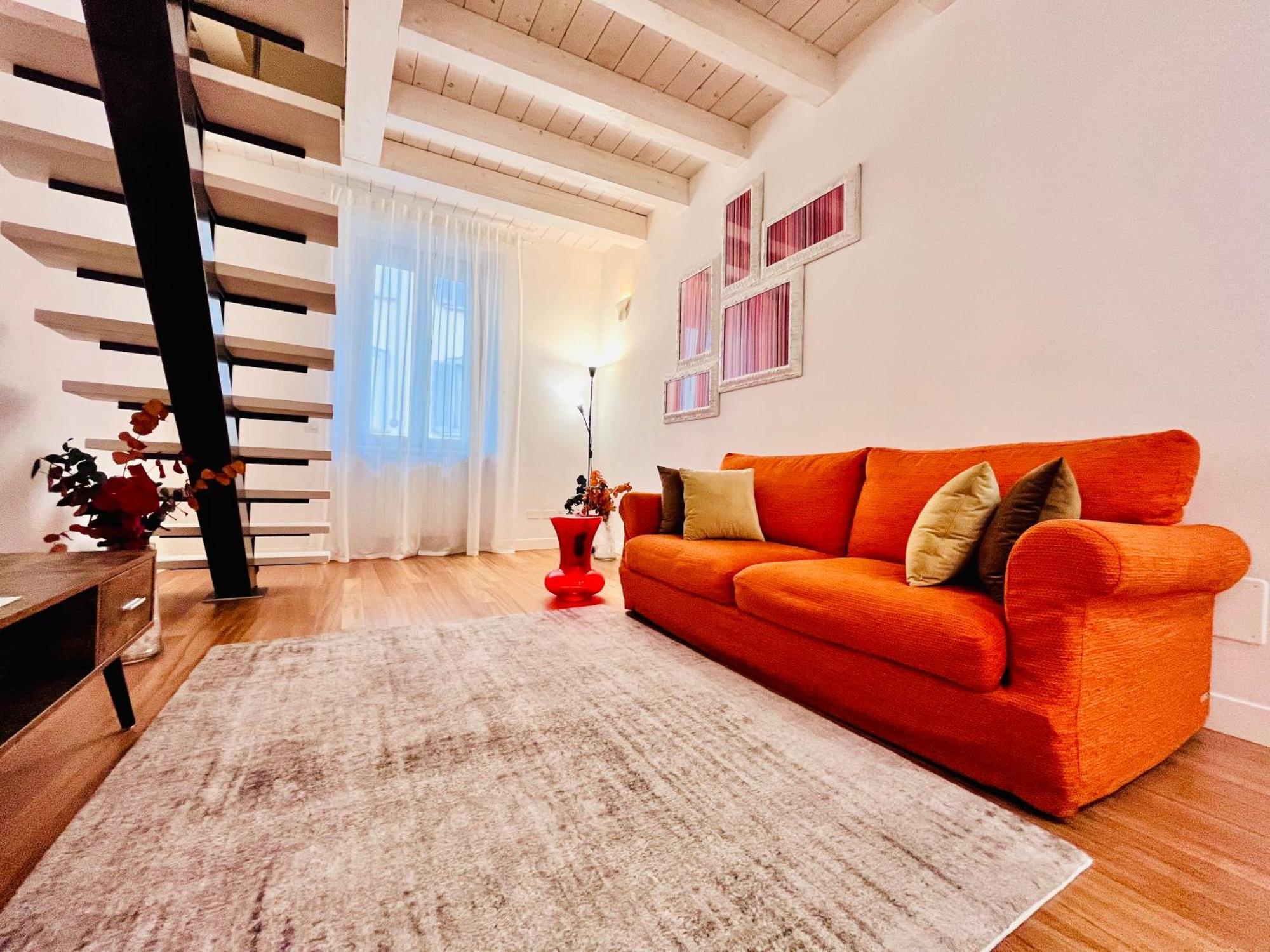Riverside Loft Navigli - Spacious Two-Bedroom Apartment Milano Ngoại thất bức ảnh