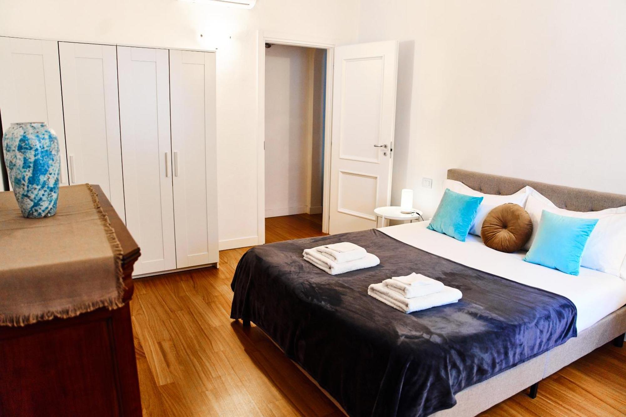 Riverside Loft Navigli - Spacious Two-Bedroom Apartment Milano Ngoại thất bức ảnh