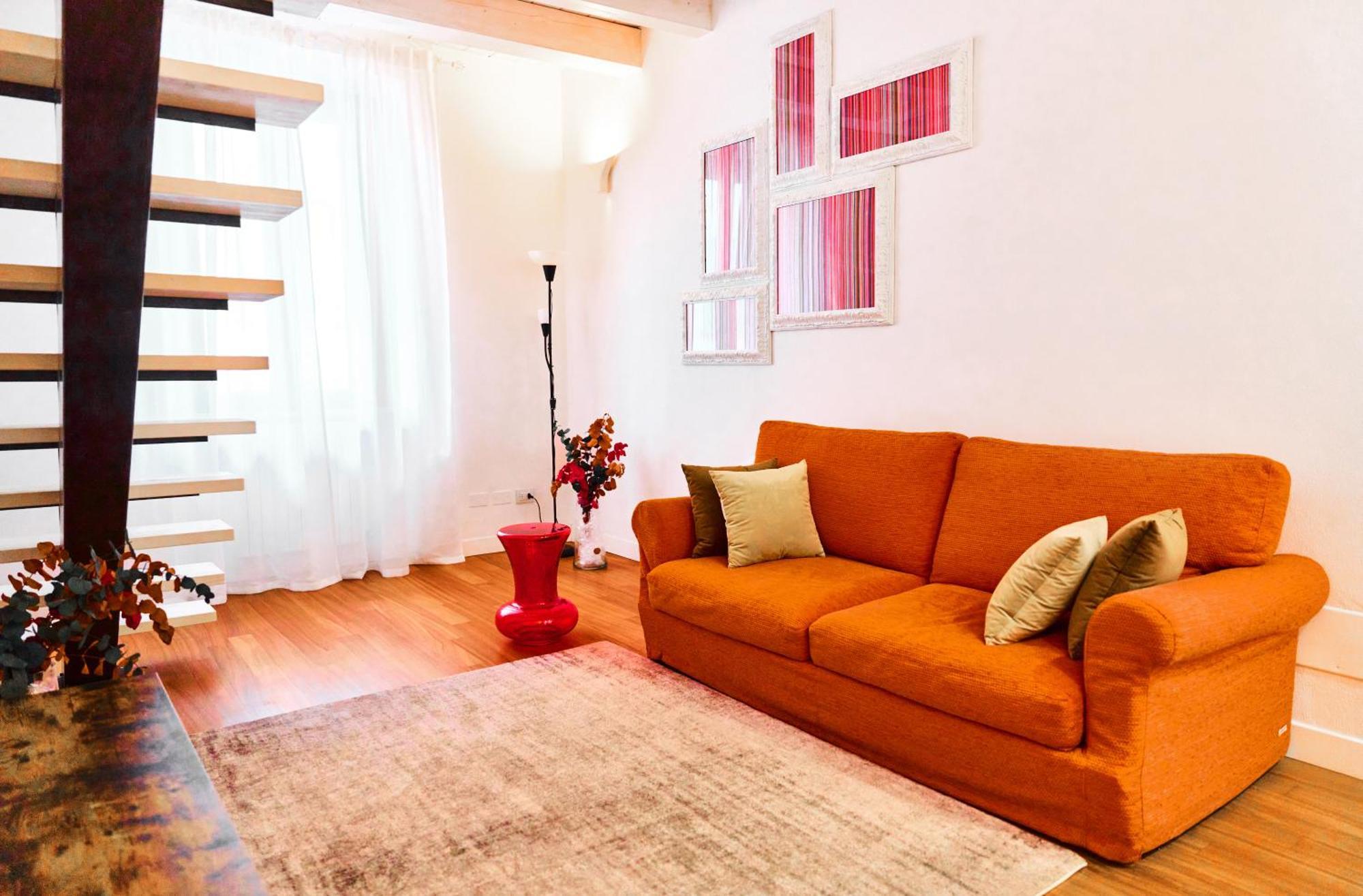 Riverside Loft Navigli - Spacious Two-Bedroom Apartment Milano Ngoại thất bức ảnh